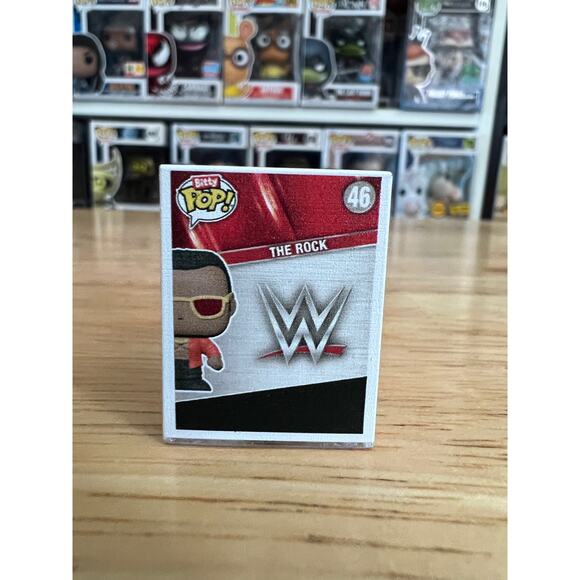 RARE CHASE BITTY Dwayne the Rock Johnson Funko Pop #46 WWE World Wrestling Sport - Picture 3 of 6